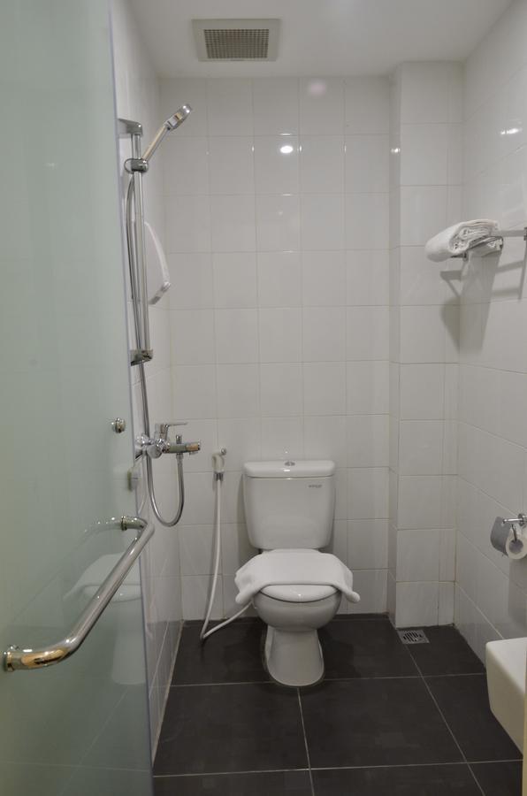 Kitara Hotel Джакарта Екстер'єр фото