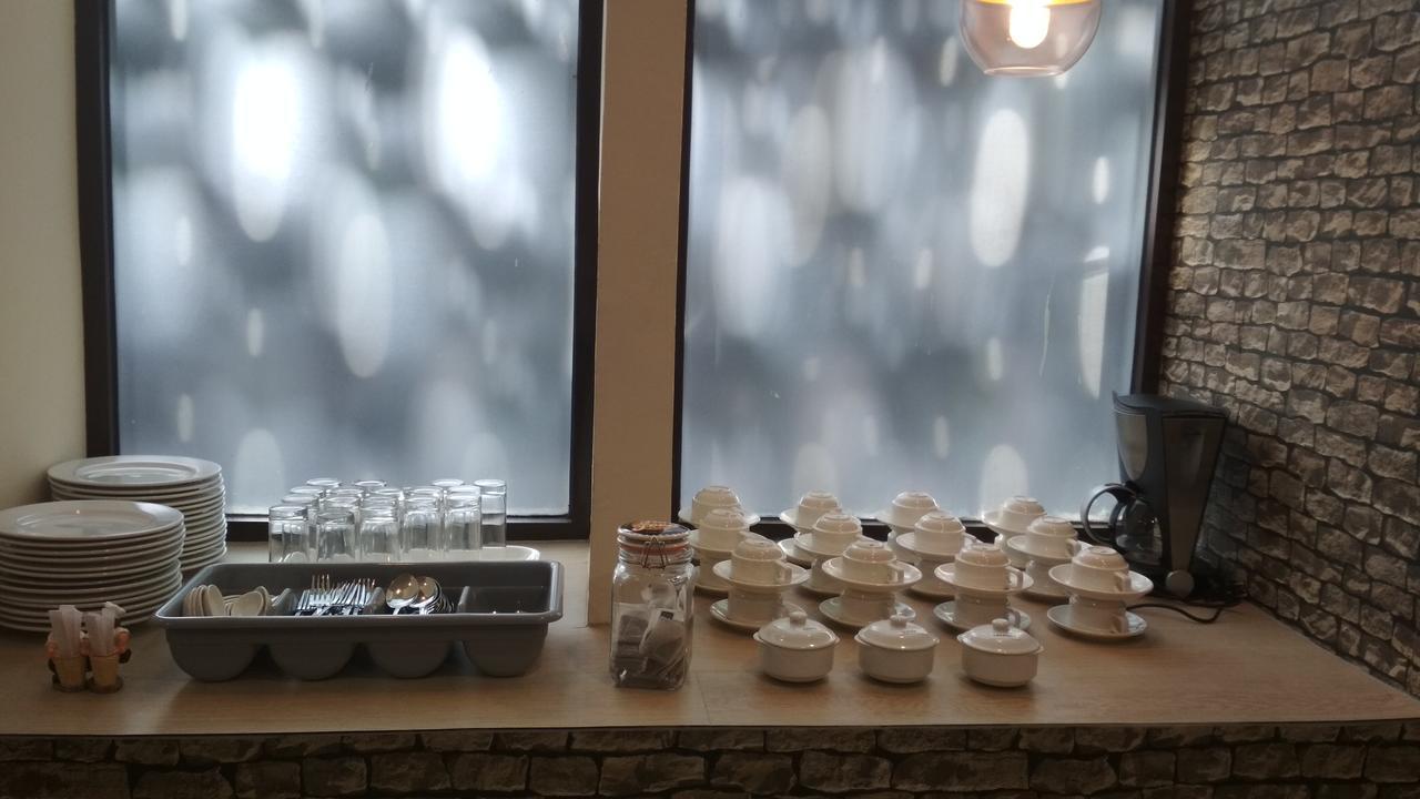 Kitara Hotel Джакарта Екстер'єр фото